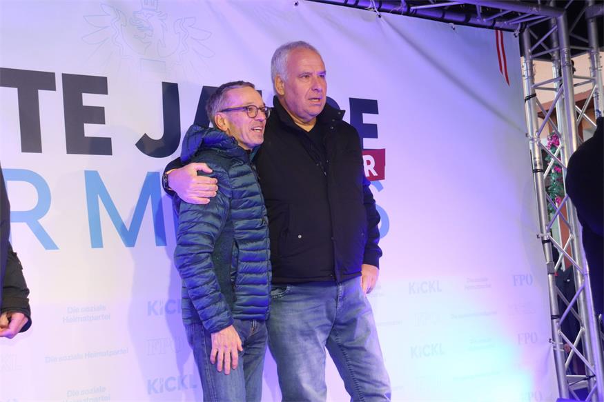 „Gute Jahre nur mit uns“-Tour mit Herbert Kickl hielt in Neudörfl