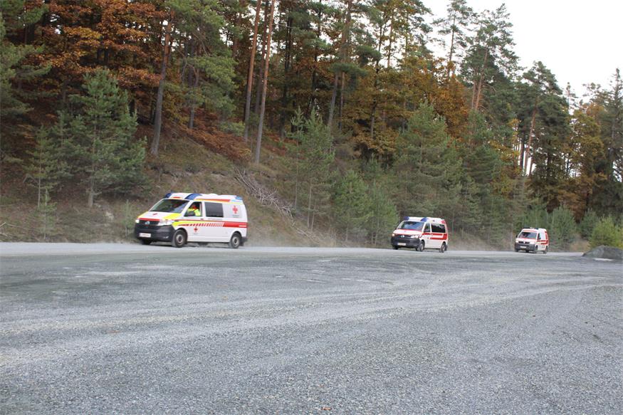 Verschüttete Personen und Fahrzeuge im Pilgersdorfer Steinbruch