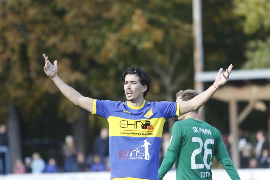 Halbturn rang Pama im Derby mit 2:0 nieder