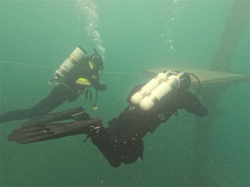 Feuerwehr: Taucher aus Bezirk übten im Attersee