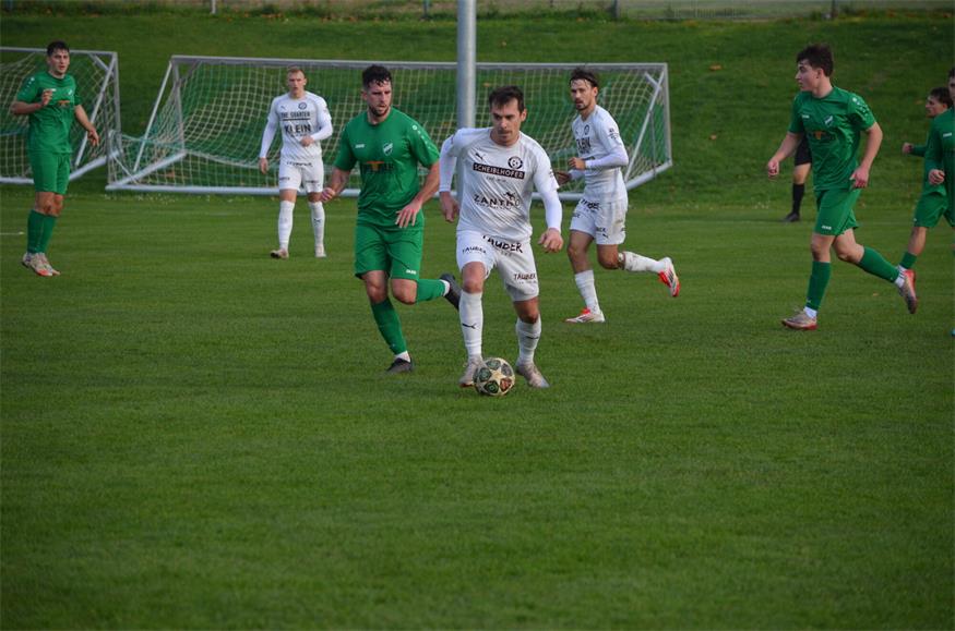 Jahrndorfer vergeben den ersten Matchball