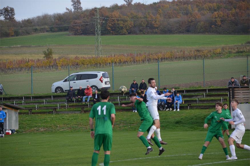 Jahrndorfer vergeben den ersten Matchball