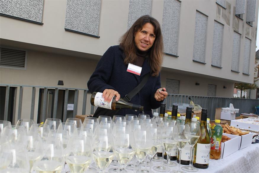 Nach der Martini-Messe wurden 300 Kipferl geteilt