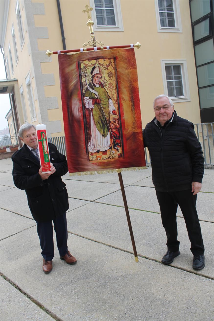 Nach der Martini-Messe wurden 300 Kipferl geteilt