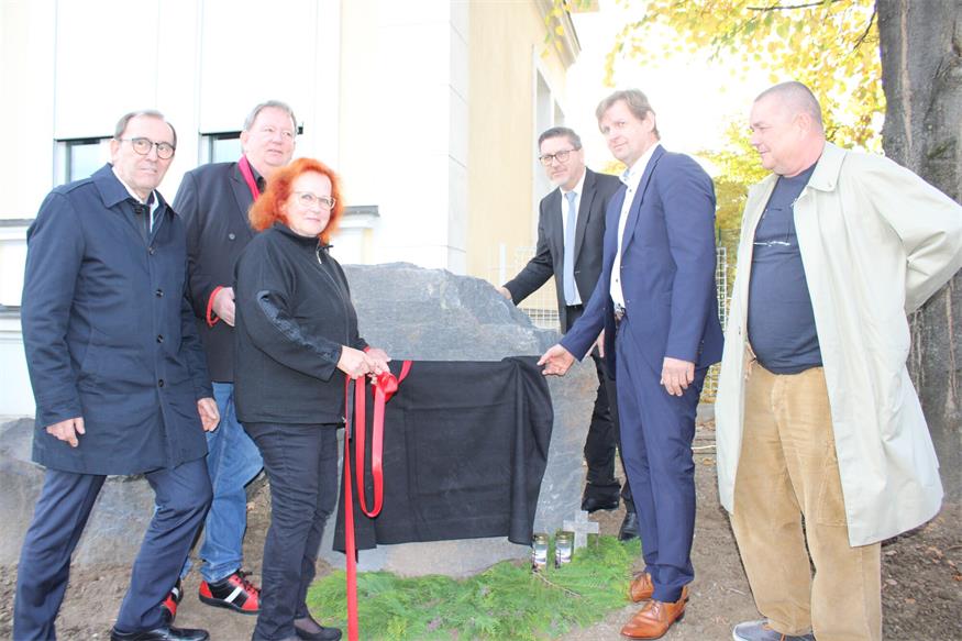 Europa-Premiere in Oberpullendorf: Erstes Denkmal für Roma-Retter