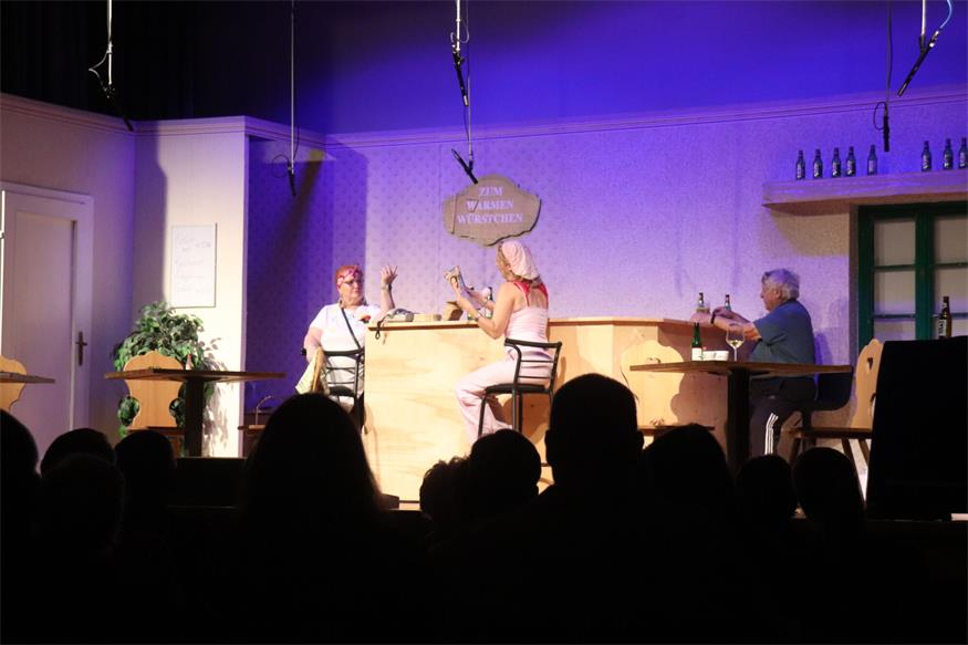 Theater in Neudörfl: Premiere strapazierte gehörig die Lachmuskeln