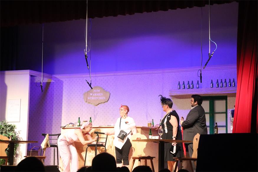 Theater in Neudörfl: Premiere strapazierte gehörig die Lachmuskeln