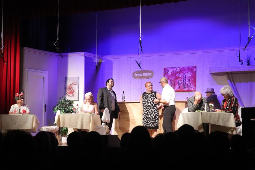 Theater in Neudörfl: Premiere strapazierte gehörig die Lachmuskeln