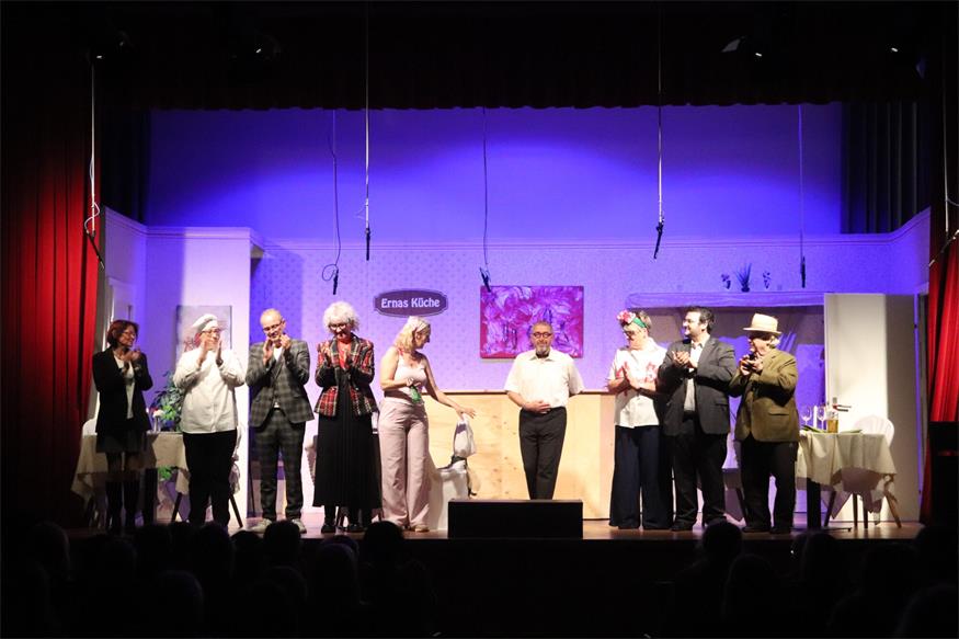 Theater in Neudörfl: Premiere strapazierte gehörig die Lachmuskeln