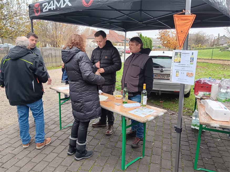 Zurndorf: 1. Martinimarkt am Grillplatz ein voller Erfolg
