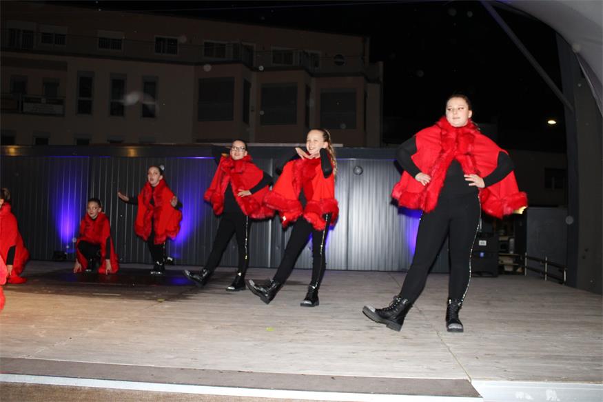 Mit Schwung, Charme und Schneeflocken in den Advent in Oberpullendorf