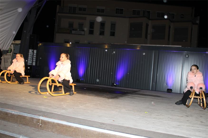 Mit Schwung, Charme und Schneeflocken in den Advent in Oberpullendorf