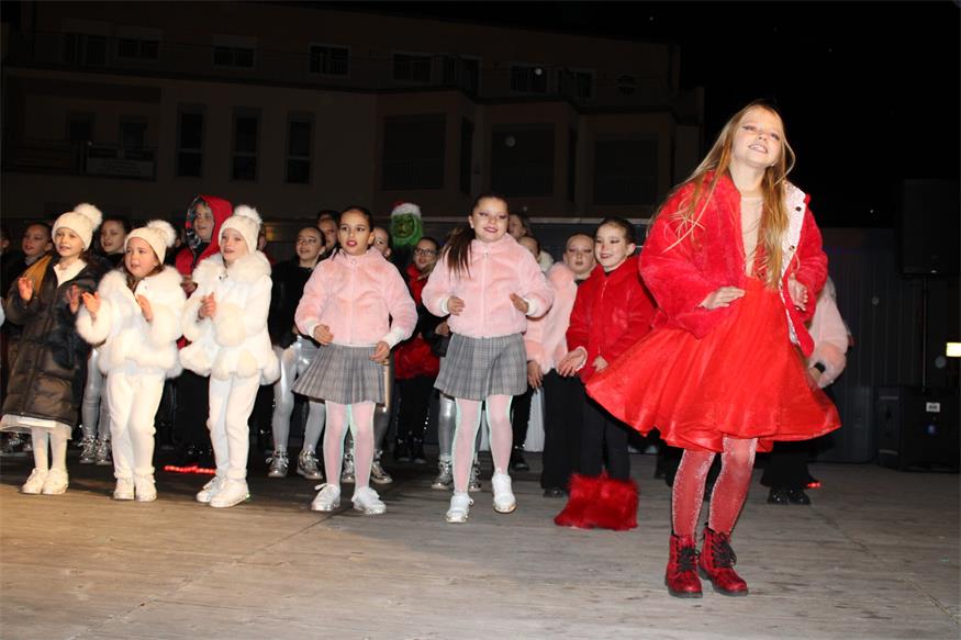 Mit Schwung, Charme und Schneeflocken in den Advent in Oberpullendorf