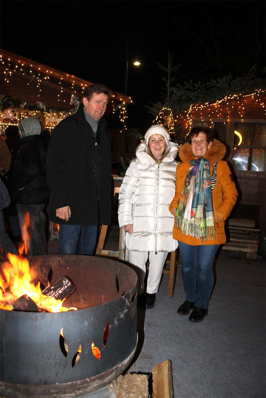 Mit Schwung, Charme und Schneeflocken in den Advent in Oberpullendorf