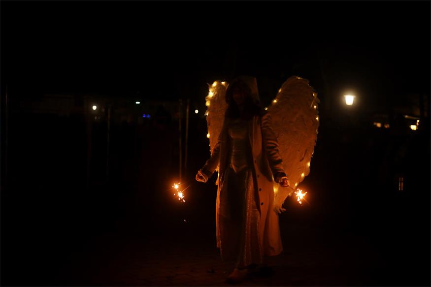 Podersdorf: Eislaufvergnügen und Perchtenlauf