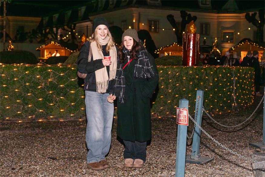 So schön glänzt der pannonische Weihnachtsmarkt in Halbturn