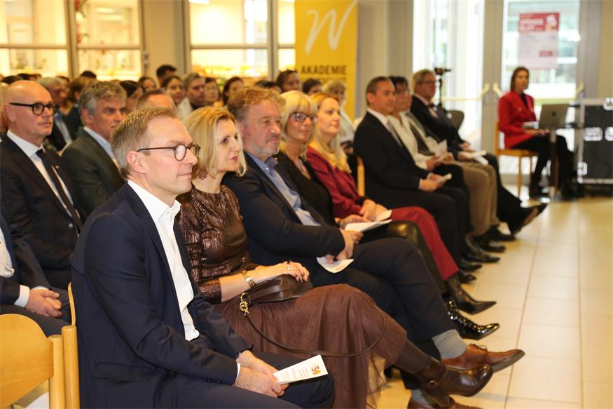 50 Jahre HAK Neusiedl: Vom Provisorium zum Jubiläum