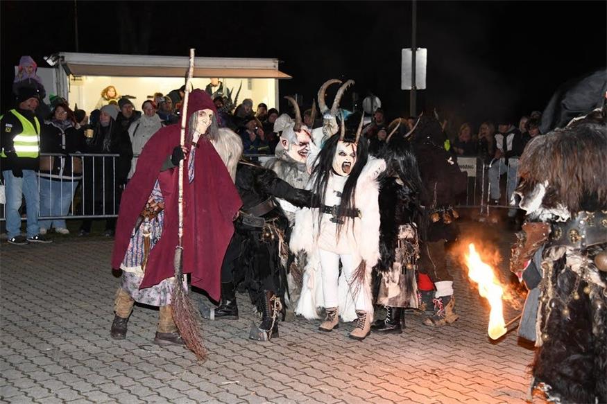Flochlaund Teifln waren in Bubendorf zu Besuch