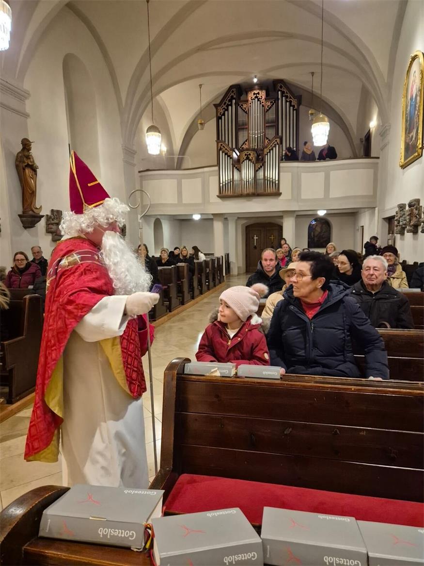 Fest des Heiligen Nikolaus wurde in der Pfarrkirche Neudörfl gefeiert