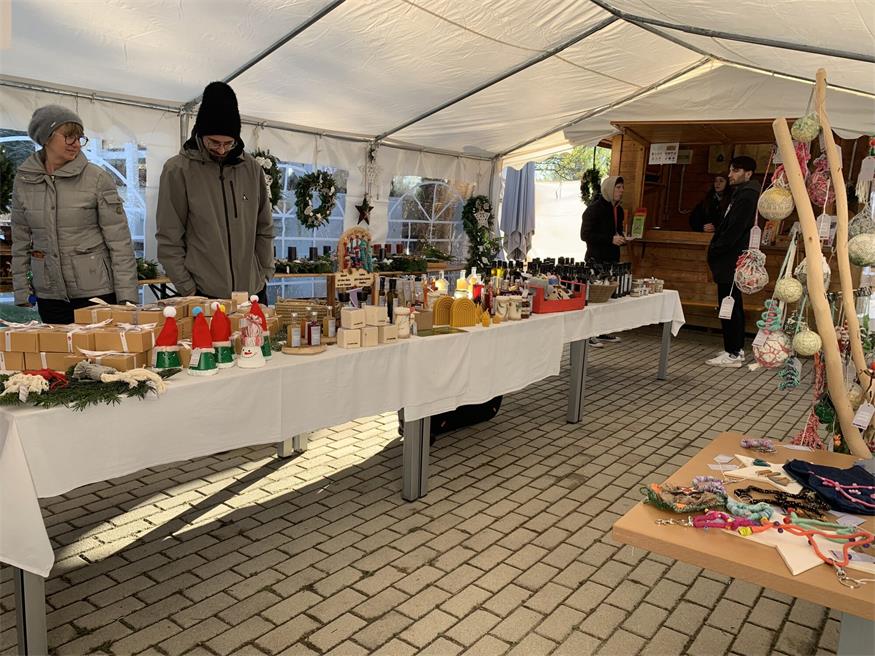Weihnachtliche Handwerkskunst bei Pro Mente Lackenbach