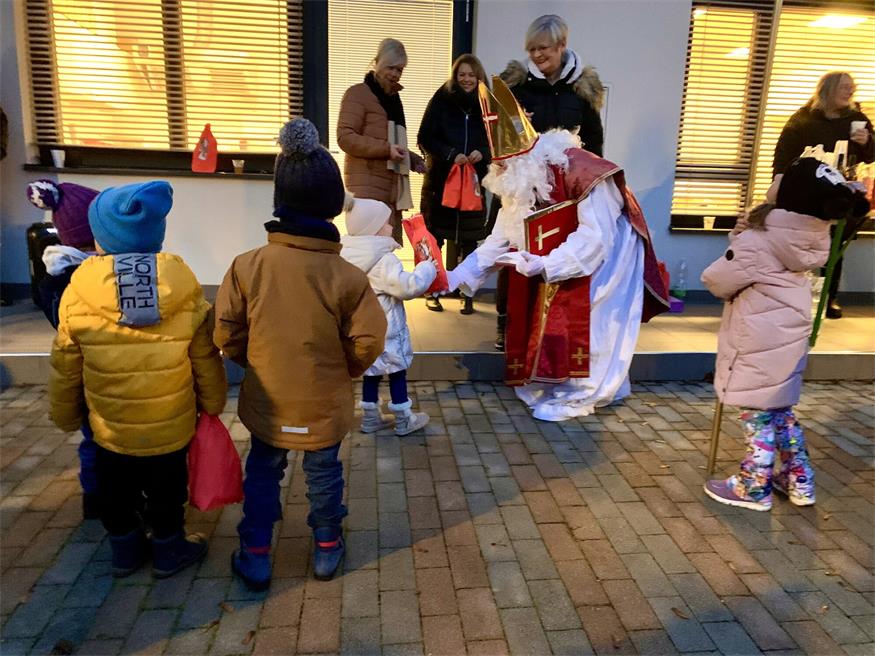 Kleine Bescherung mit dem Neutaler Nikolo