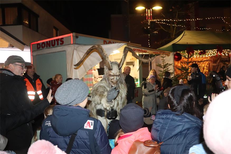 Mattersburger Weihnachtsmarkt wurde am Freitag eröffnet