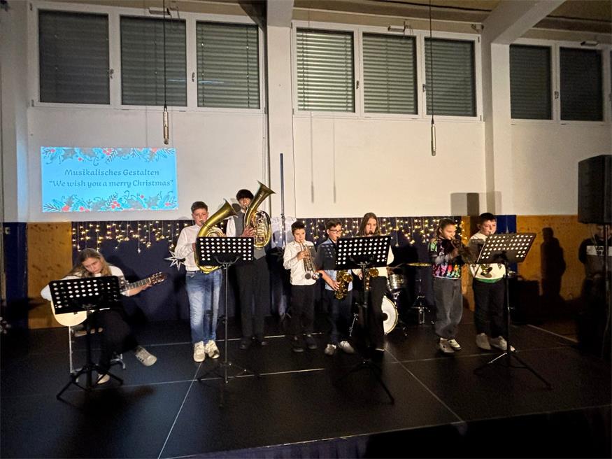 Vorweihnachtliche Feier der Mittelschule Horitschon