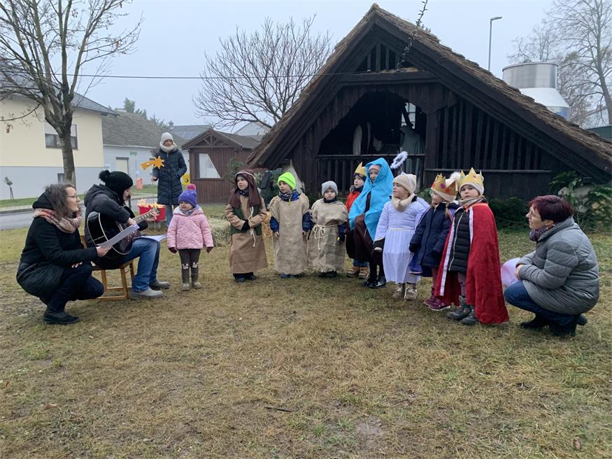 Weihnachtsfreude beim Adventzauber der Lackendorfer Vereine