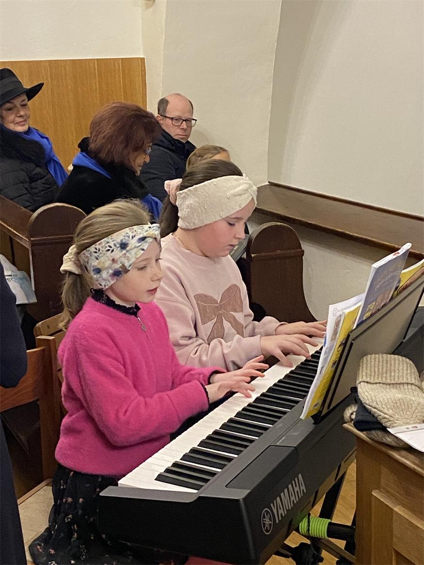 Besinnliche Adventfeier in der Pfarrkirche Raiding