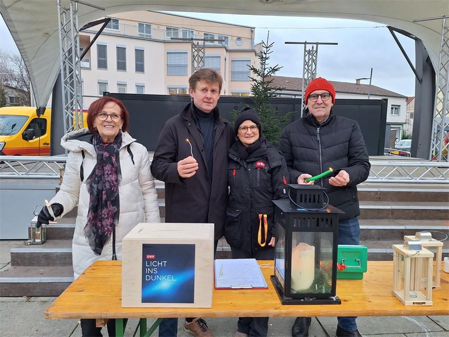 Friedenslicht strahlt vom Oberpullendorfer Hauptplatz in Bezirk hinaus