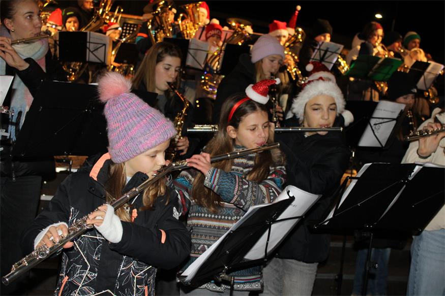 Weihnachtliche Klassiker und Christmas Songs erklangen in Oberpullendorf