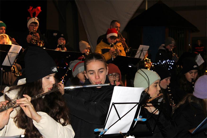 Weihnachtliche Klassiker und Christmas Songs erklangen in Oberpullendorf