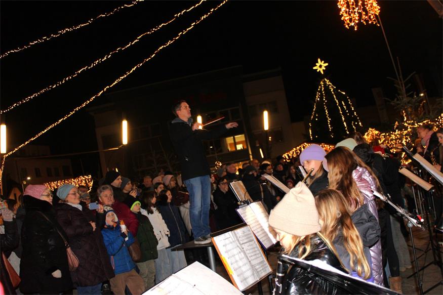 Weihnachtliche Klassiker und Christmas Songs erklangen in Oberpullendorf