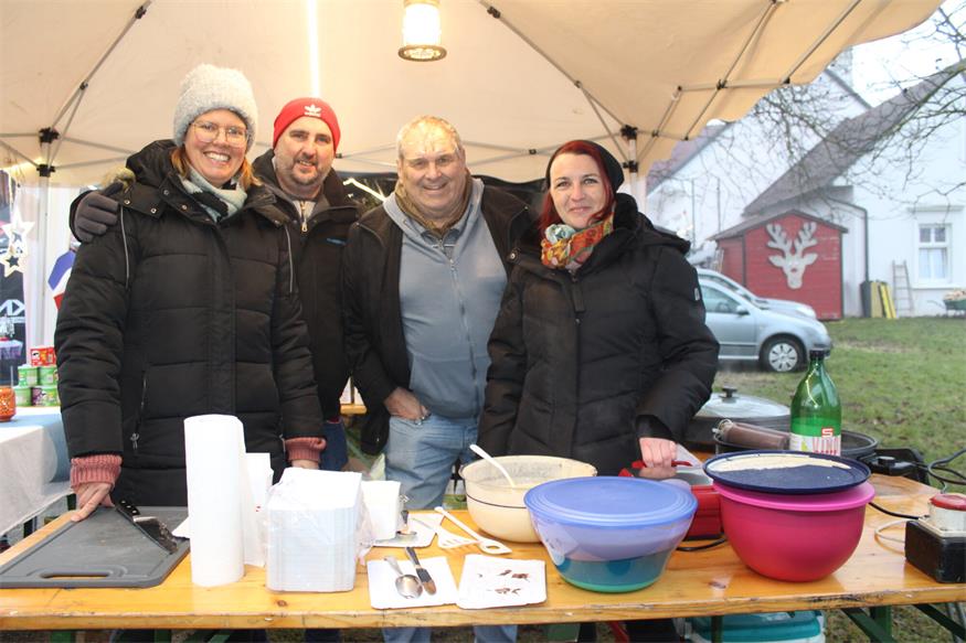 Gelungene Premiere für Piringsdorfer Adventmarkt