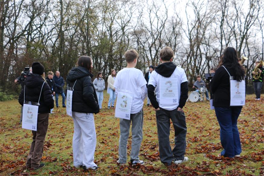 Gedenkveranstaltung beim Friedhof aus dem Ersten Weltkrieg