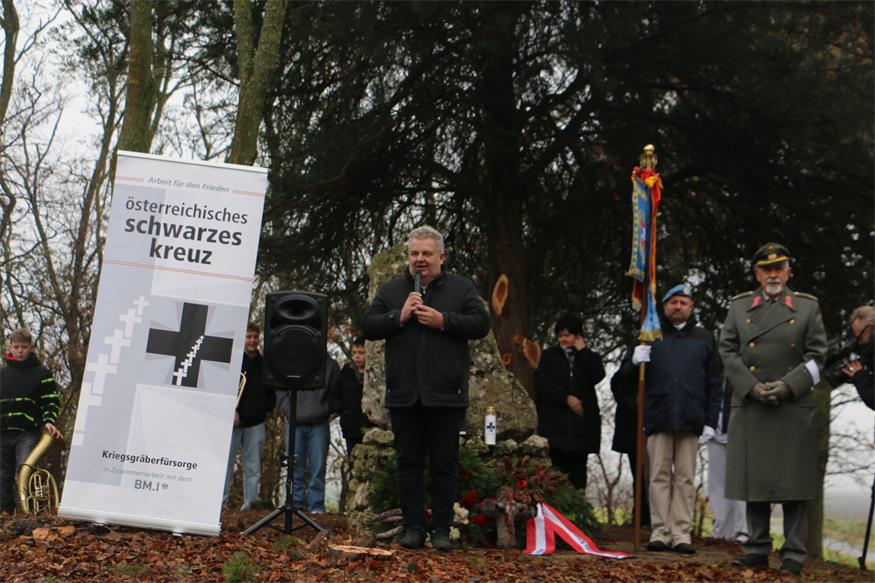 Gedenkveranstaltung beim Friedhof aus dem Ersten Weltkrieg