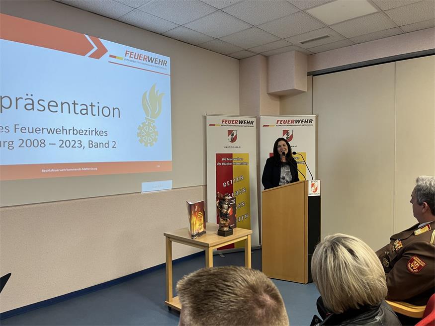 Bezirksfeuerwehr Mattersburg lud zur Buchpräsentation