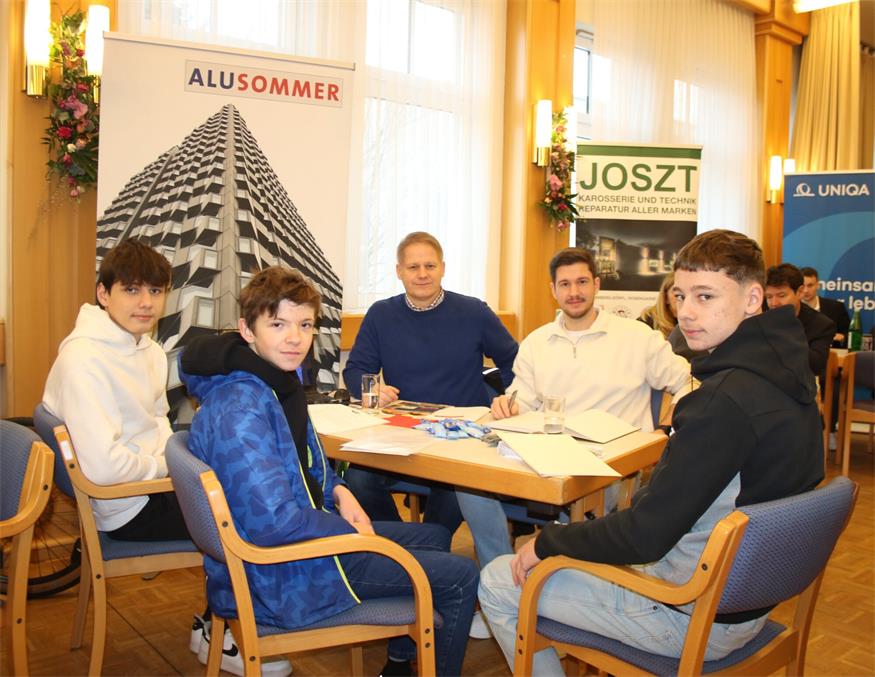 Bühne frei für Lehrlinge in Oberpullendorf