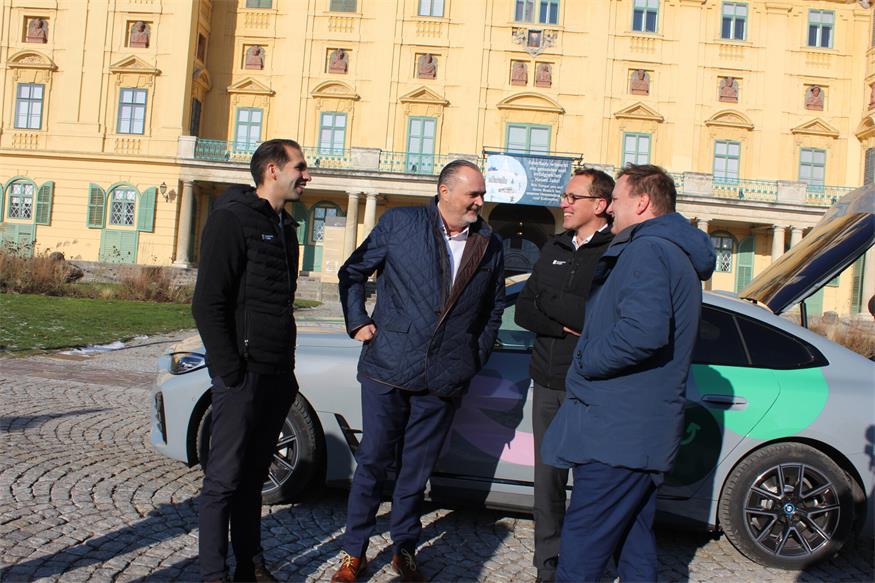 Mit „beem“ im E-Auto durchs Land: Roadshow zum Start von neuem Angebot