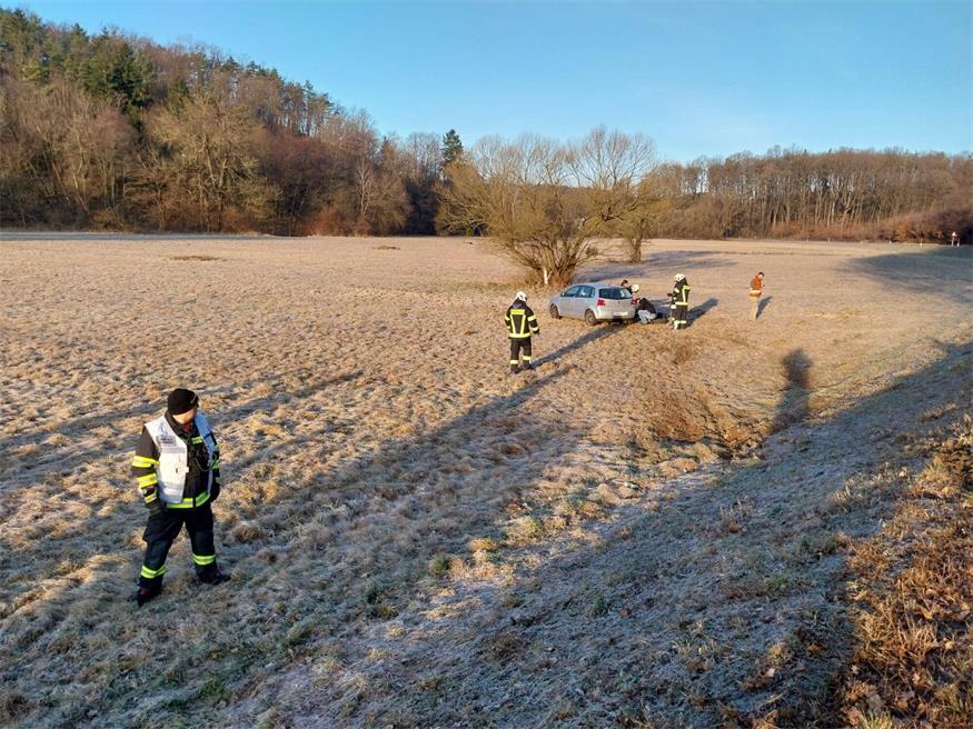 Drei Verletzte bei Pkw-Überschlag im Mittelburgenland
