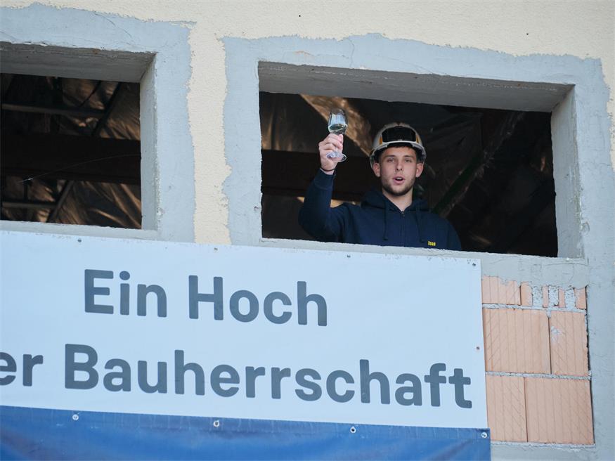 Dachgleiche beim Feuerwehrhaus Illmitz