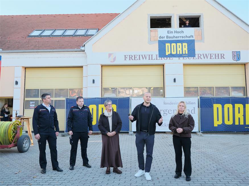 Dachgleiche beim Feuerwehrhaus Illmitz