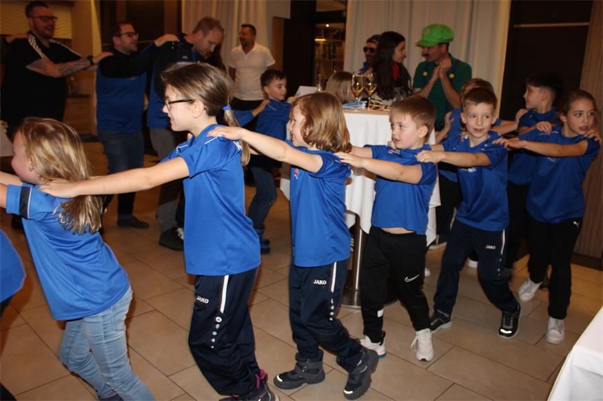 Kleinsten feierten groß beim Gschnas des ASKÖ Neutal