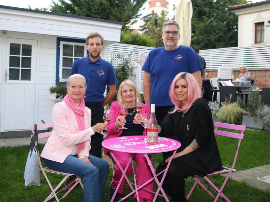 Auch die BVZ trägt Pink: Mit prominenter Unterstützung unterwegs