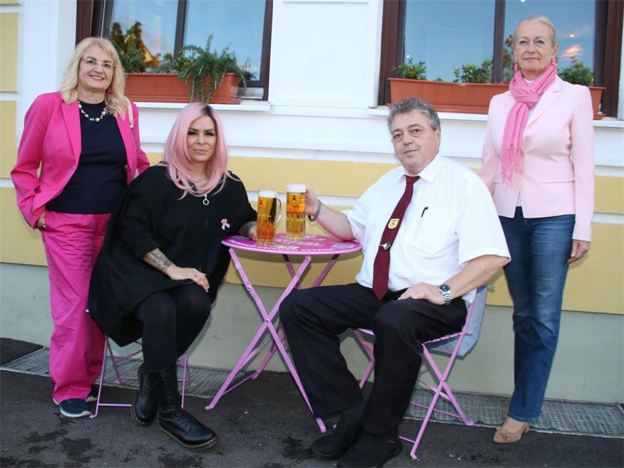 Auch die BVZ trägt Pink: Mit prominenter Unterstützung unterwegs