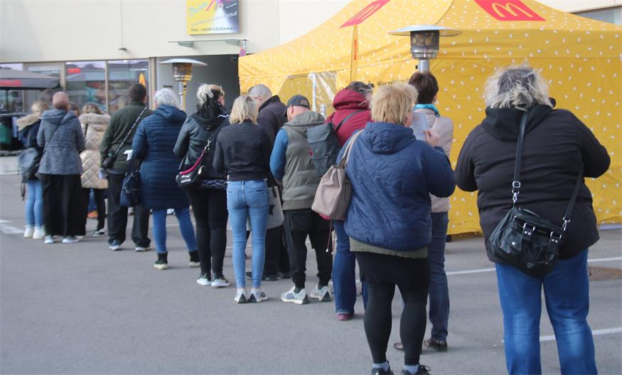 Karrieregespräche beim McDonald's Job Day in Stoob-Süd