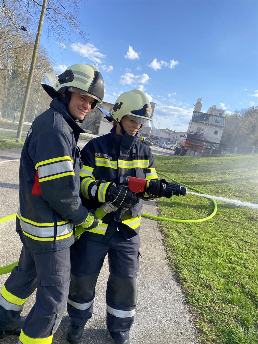 Erfolgreicher Praxistag für Neo-Floriani an Feuerwehrschule Eisenstadt