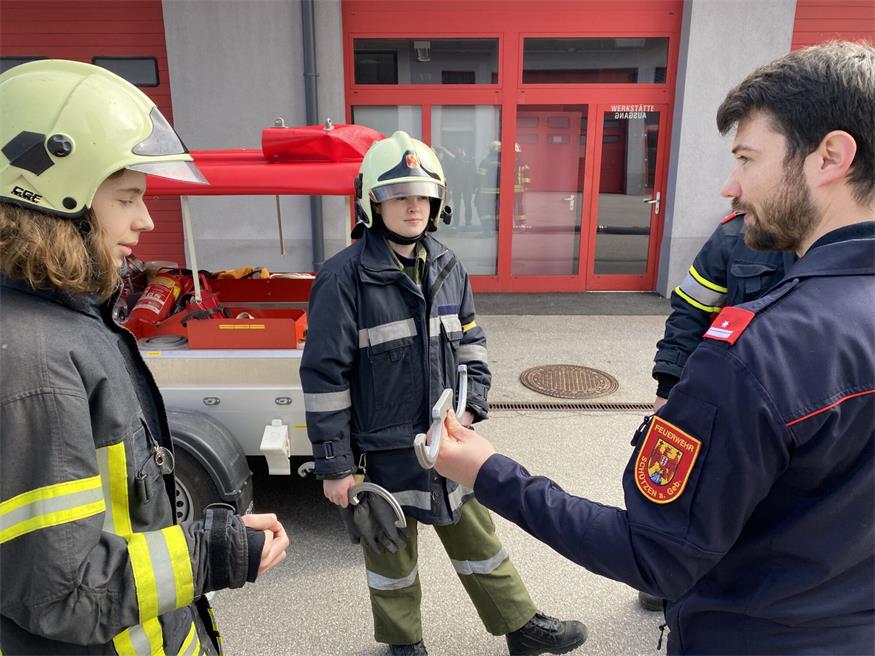 Erfolgreicher Praxistag für Neo-Floriani an Feuerwehrschule Eisenstadt