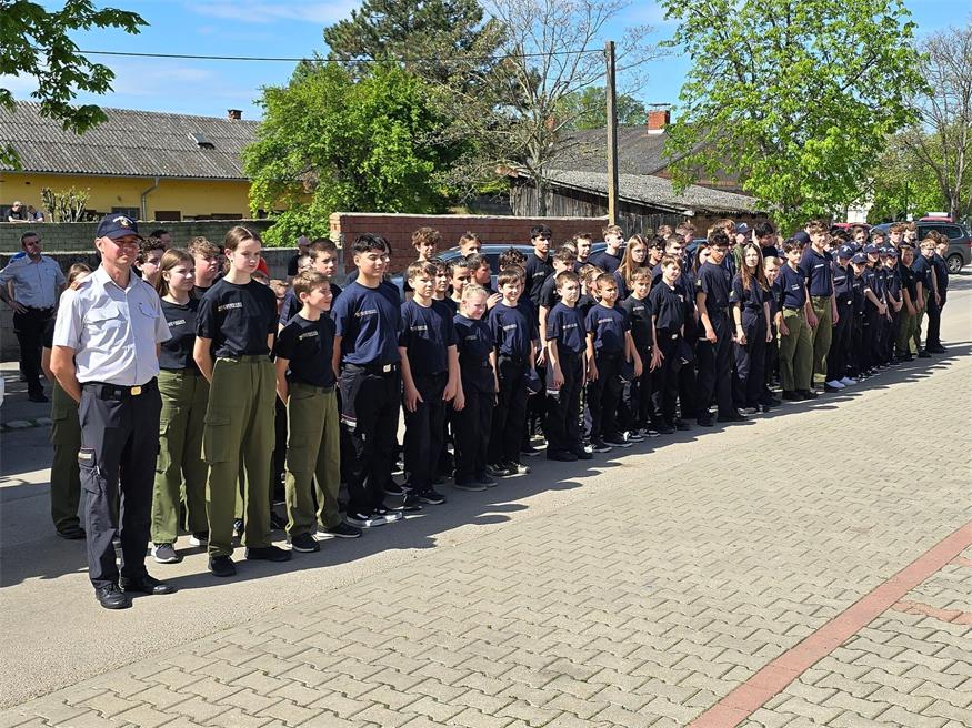 300 junge Florianis aus dem Neusiedler Bezirk beim Wissenstest
