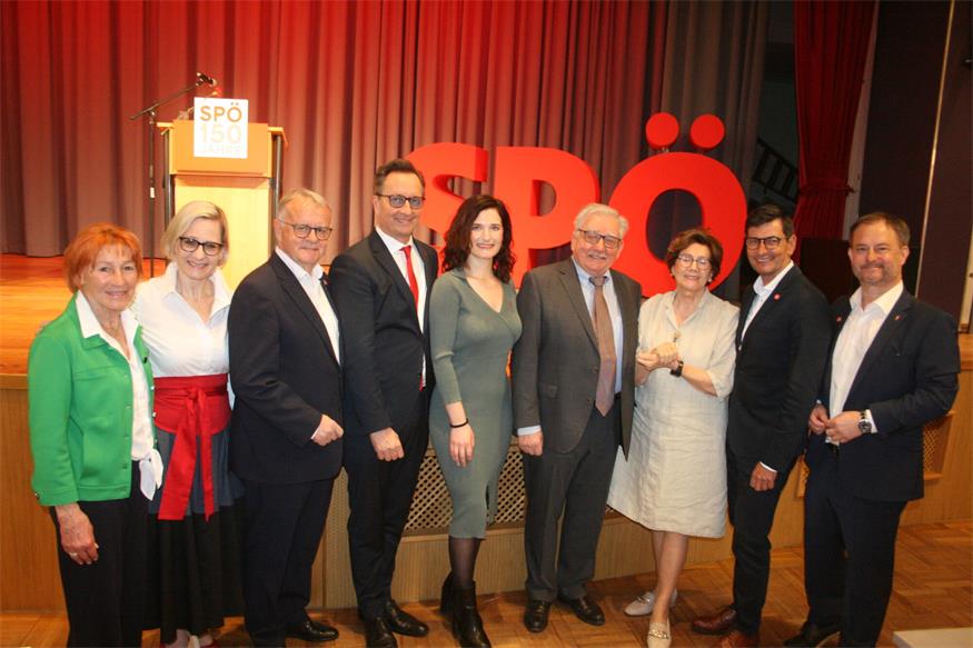 Die SPÖ-Prominenz feierte in Neudörfl mit eindringlichen Reden